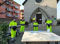 Primo giorno di distribuzione delle mascherine a Caronno Pertusella