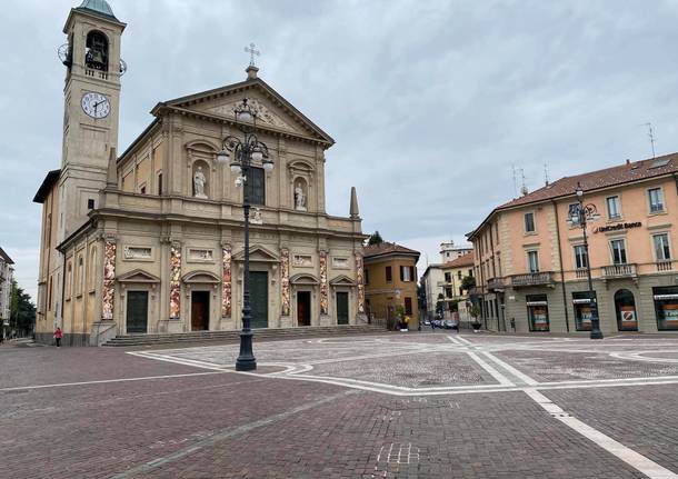 Saronno, strade vuote e piazze deserte