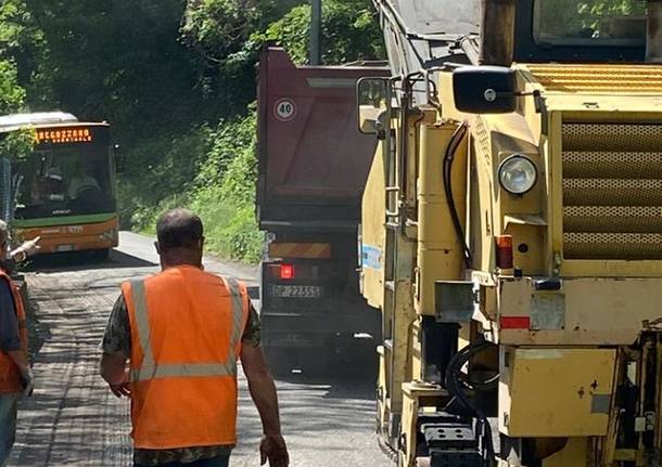 Asfaltature sulla via per Bregazzana