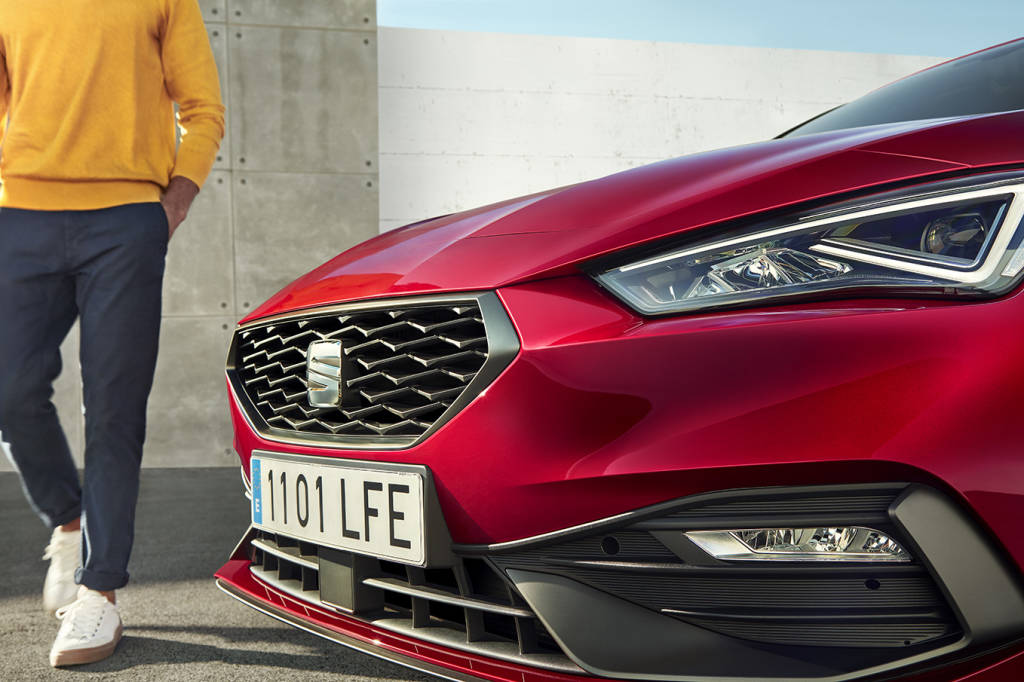 Busto Motor Company - Nuova SEAT Leon