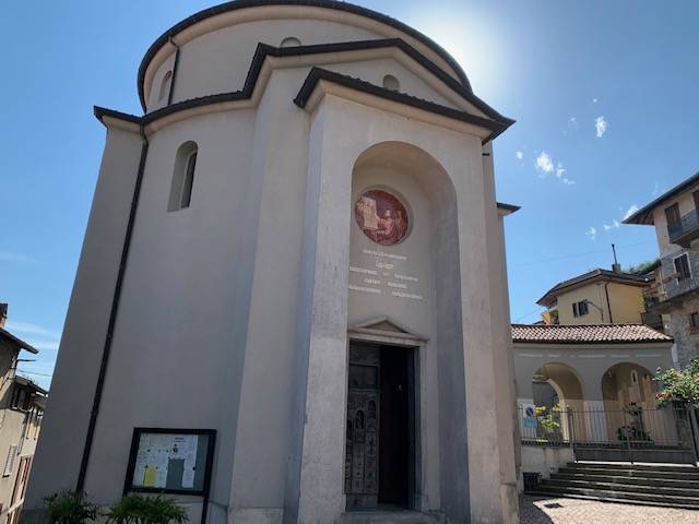 Medici e sanitari caduti per coronavirus, il ricordo al sacrario di Duno