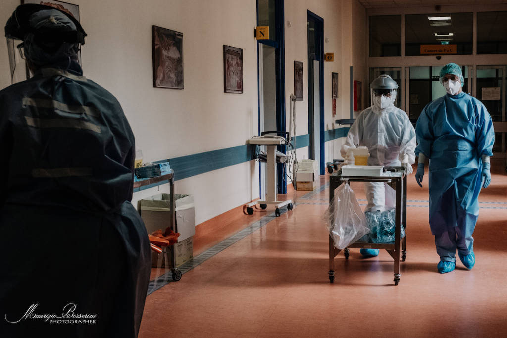 Cuasso al Monte - Reportage dal reparto Covid - foto di Maurizio Borserini