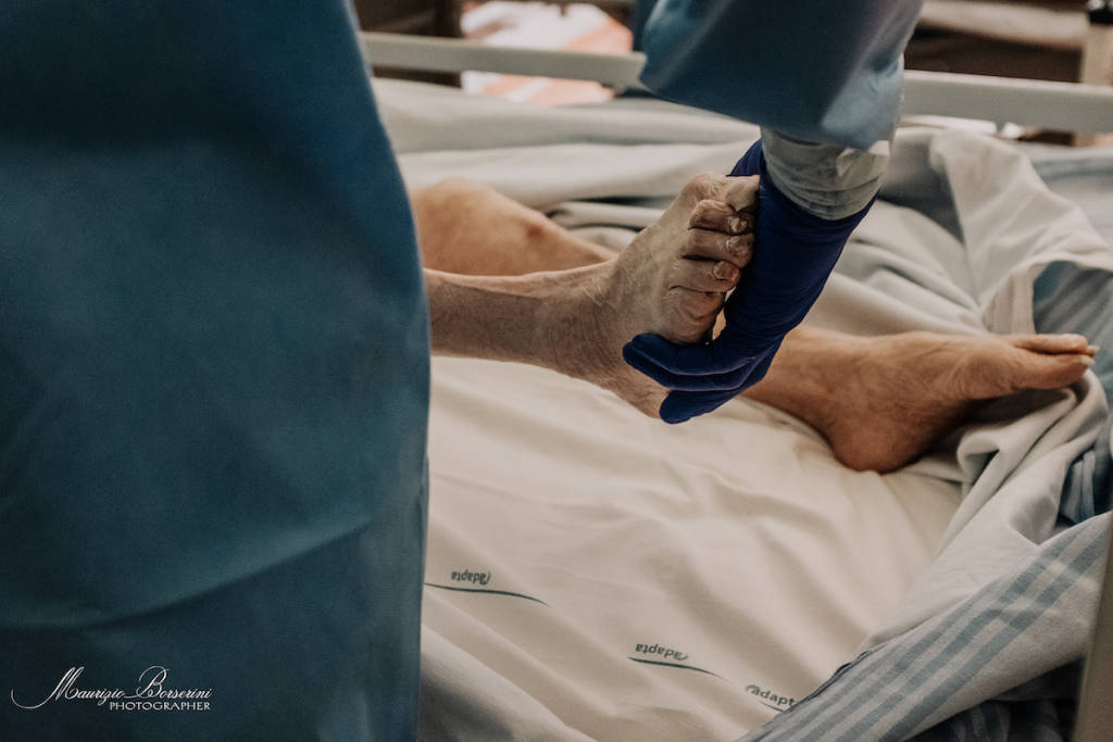 Cuasso al Monte - Reportage dal reparto Covid - foto di Maurizio Borserini