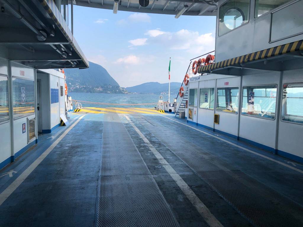 Fase 2: Viaggio in traghetto da Laveno Mombello a Intra 