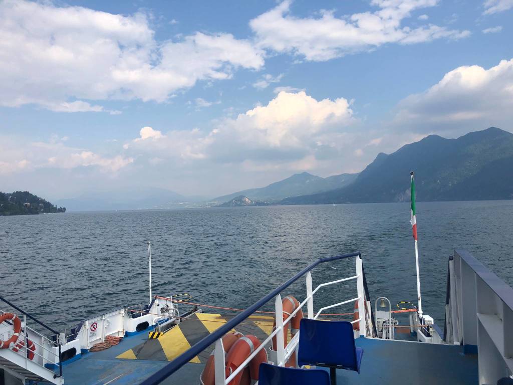 Fase 2: Viaggio in traghetto da Laveno Mombello a Intra 