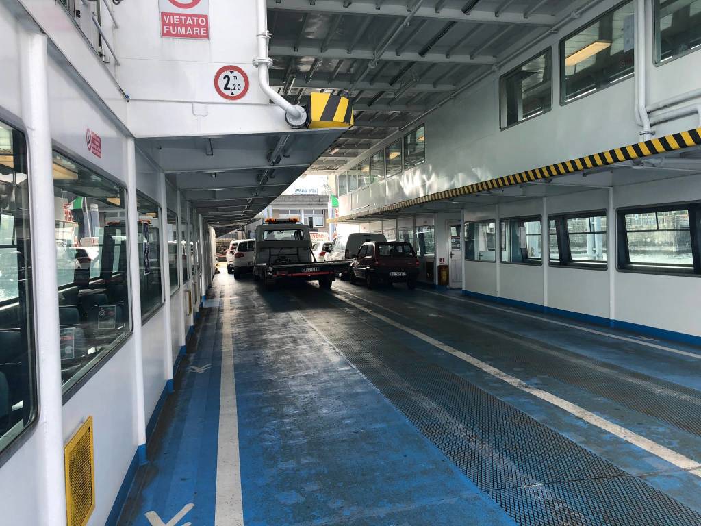 Fase 2: Viaggio in traghetto da Laveno Mombello a Intra 