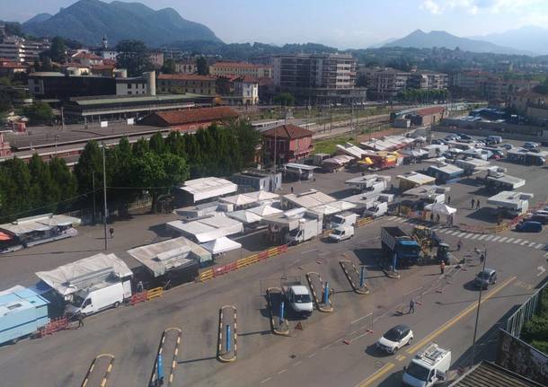 Il mercato di Varese di nuovo "Al completo"