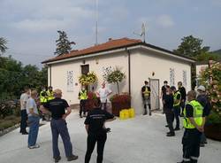 Induno Olona - I volontari della Protezione civile sistemano il verde pubblico