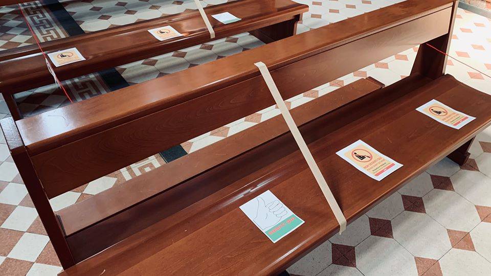 Le chiese di San Carlo e Giubiano si attrezzano per l'entrata dei primi fedeli 