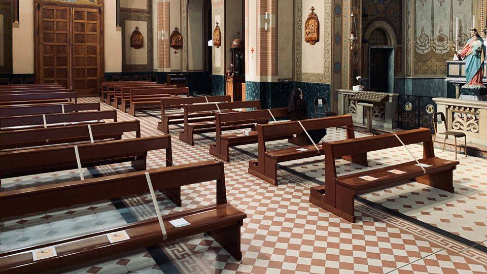 Le chiese di San Carlo e Giubiano si attrezzano per l'entrata dei primi fedeli 
