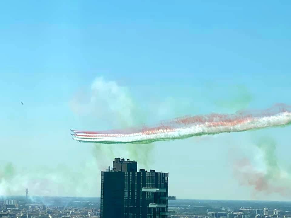 Le frecce tricolori su Milano