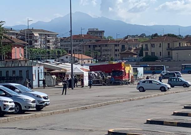 mercato piazzale kennedy