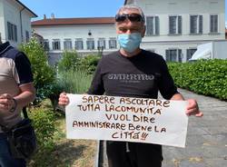 protesta opposizione minoranze castellanza