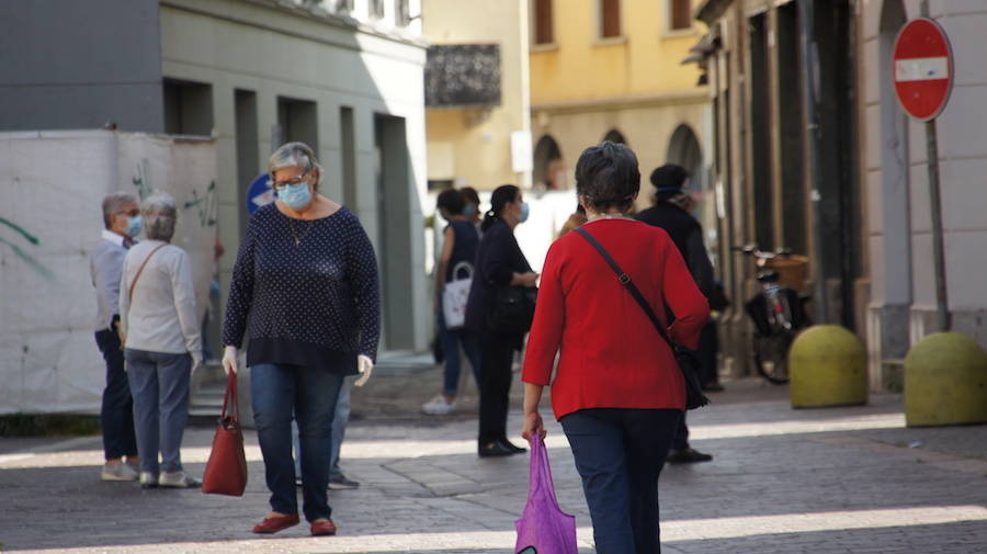 Saronno, 18 maggio. La città riparte