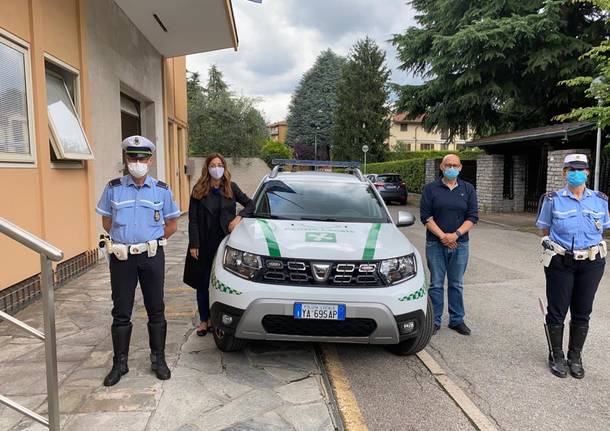 auto con cella di sicurezza polizia locale di parabiago