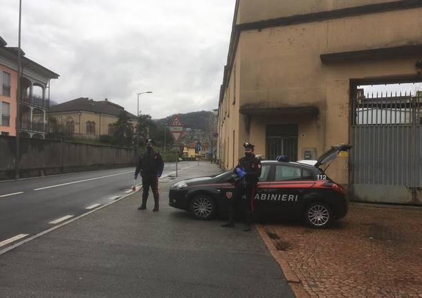 carabinieri luino