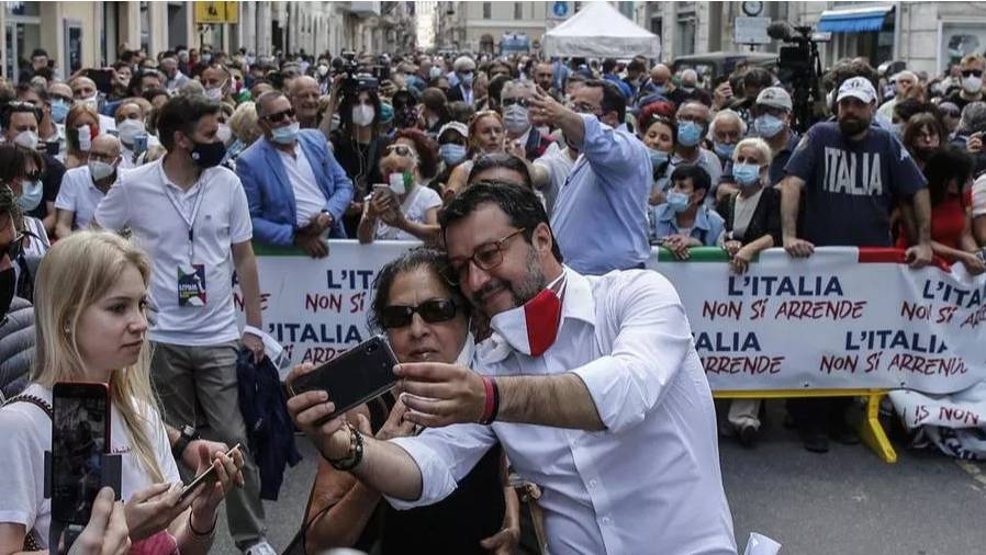 La Lombardia sfregiata ed insultata ancora una volta