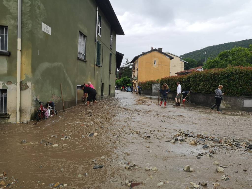 Nubifragio e allagamenti a Gavirate
