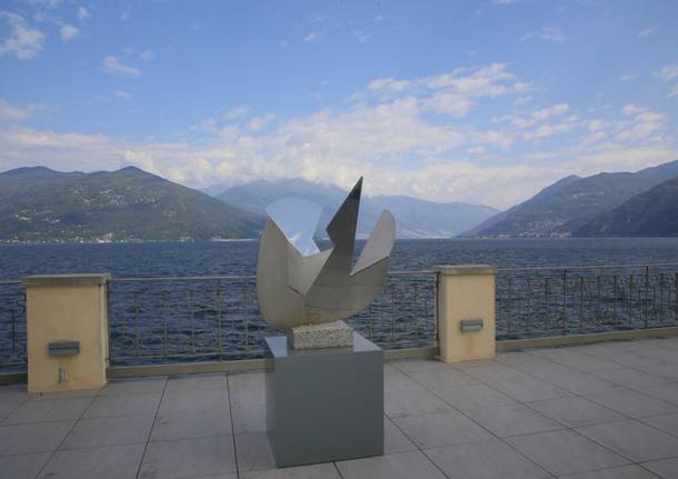 Le sculture di Angelo Bozzola nel giardino di Palazzo Verbania