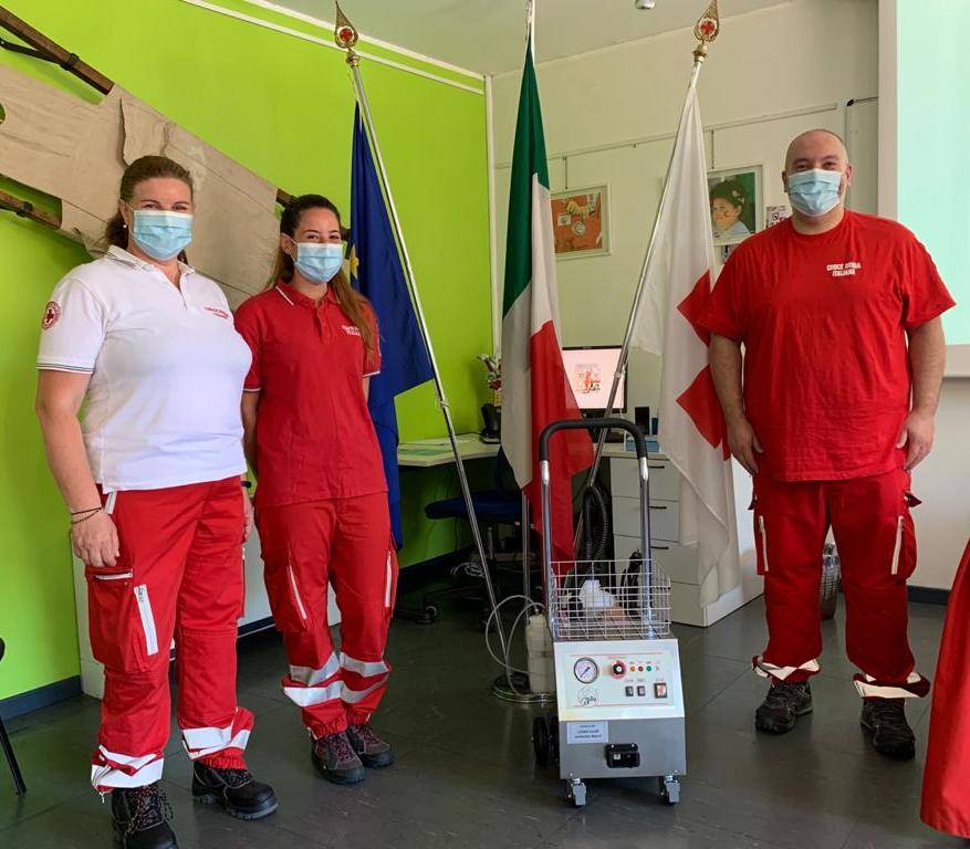 Donazioni alla Croce Rossa di Gallarate