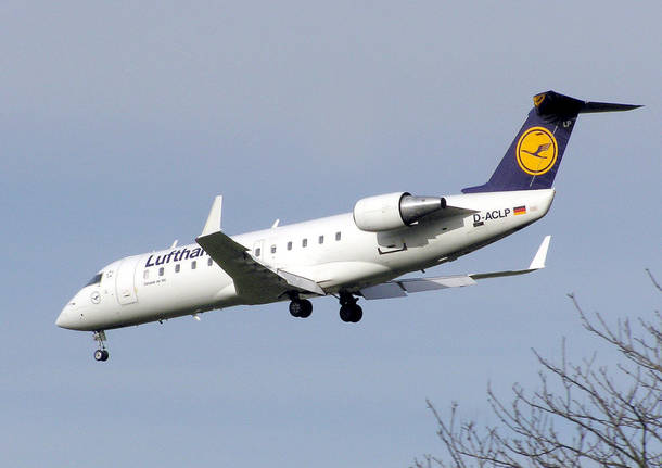 Lufthansa CRJ900 wikipedia