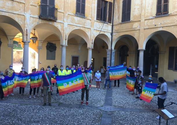 La celebrazione della giornata mondiale del rifugiato a Besozzo