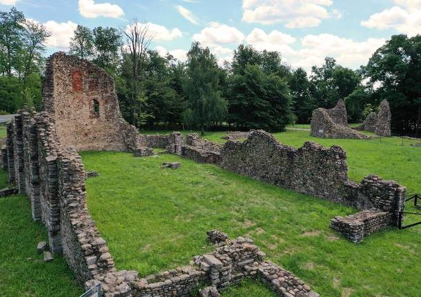 In volo con il drone sui beni archeologici del Varesotto