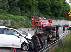 incidente via peschiera varese