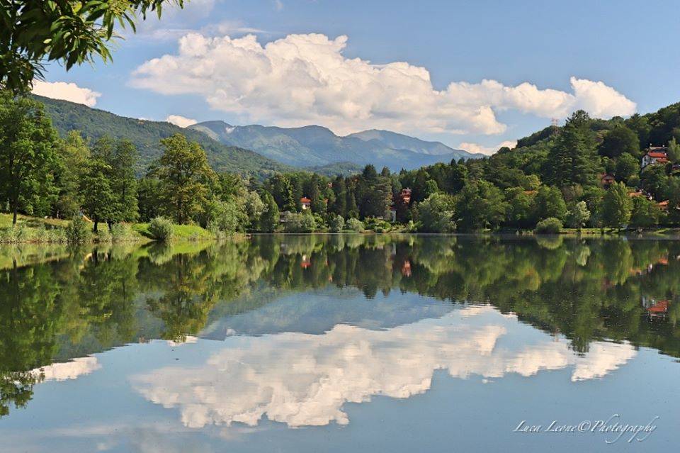 Riflessi sul lago di Ghirla
