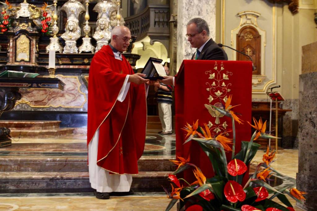 Saronno ringrazia don Aldo Ceriani per i suoi 40 anni di sacerdozio
