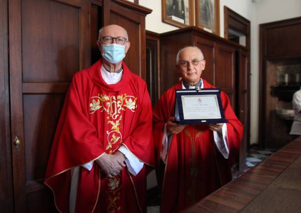 Saronno ringrazia don Aldo Ceriani per i suoi 40 anni di sacerdozio