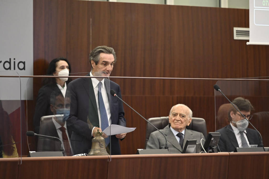 50° anniversario della nascita di Regione Lombardia: la cerimonia con i presidenti Fermi, Fontana e Bassetti
