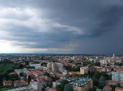 busto arsizio panorama nuvole maltempo