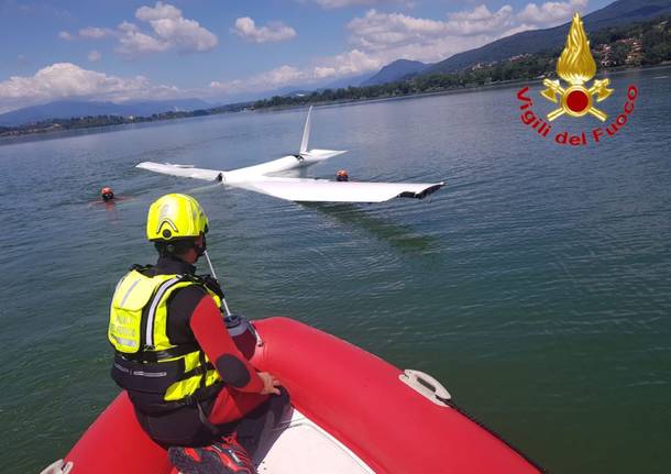 caduta-aliante-lago-di-varese-luglio-2020-1164311.610x431.jpg