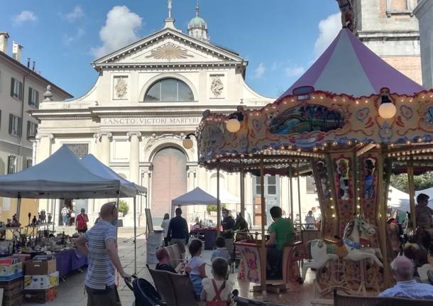 ANTICO MERCATO BOSINO mercatino antiquariato e collezionismo a Varese