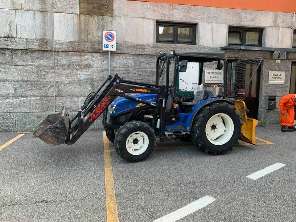 Pulizia spiagge a Castelveccana