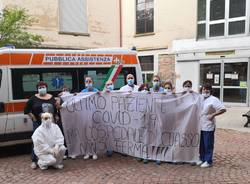 Cuasso al Monte - Striscioni per l'ospedale