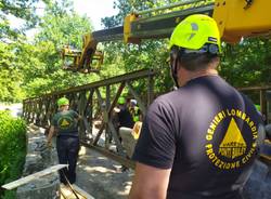 I genieri di Samarate ripristinano un ponte a Pontremoli