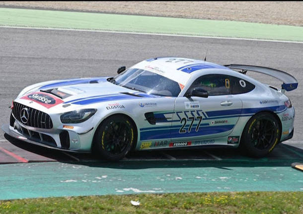 luca magnoni mercedes gt4 team nova race