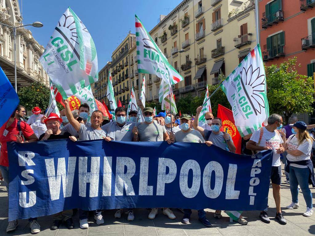 Manifestazione Whirlpool a Napoli