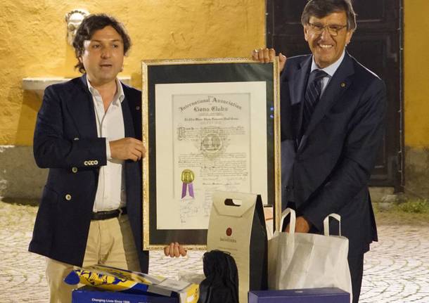 massimo bononi presidente lions club parabiago host