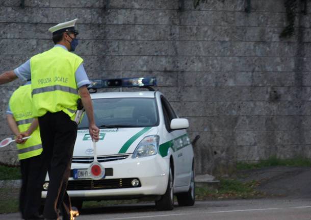 Polizia locale: controlli serali a Saronno 