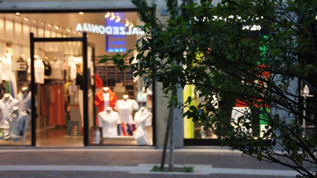 Shopping serale a Saronno