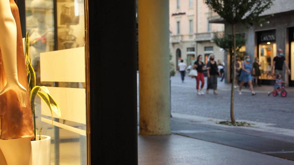 Shopping serale a Saronno