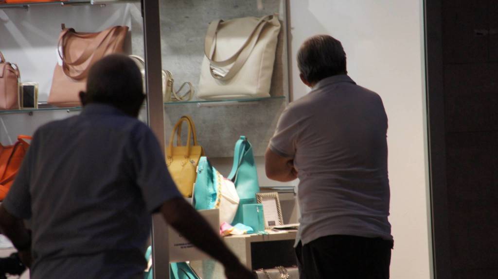 Shopping serale a Saronno
