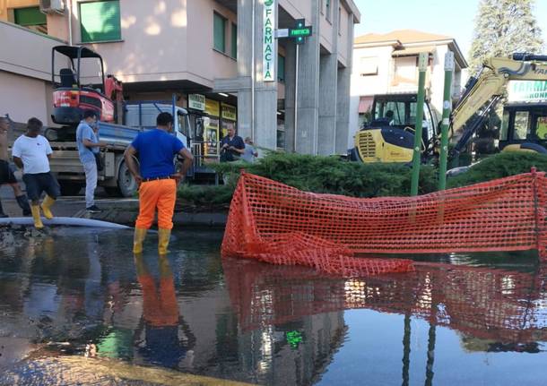 Cantiere legnano perdita di acqua 5 agosto