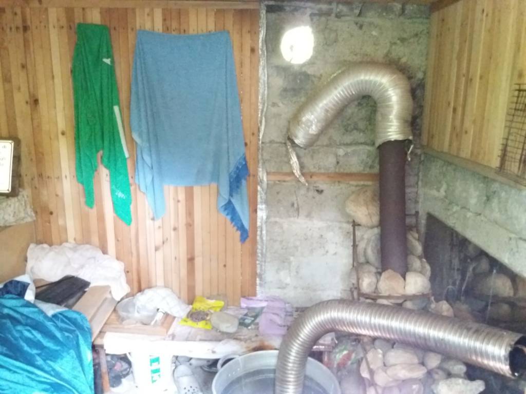 Accampamento abusivo al porticciolo di Capolago