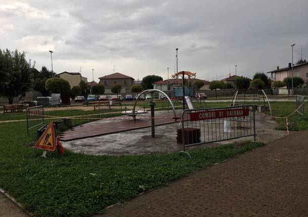 Dairago, i bimbi ridisegnano il parco di piazza Francesco della Croce