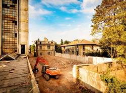 Ex Cantoni di Saronno, abbattuto un capannone pericolante (foto di Luigi Palma)