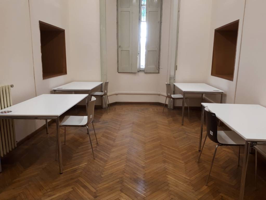 La biblioteca riapre le sale studio